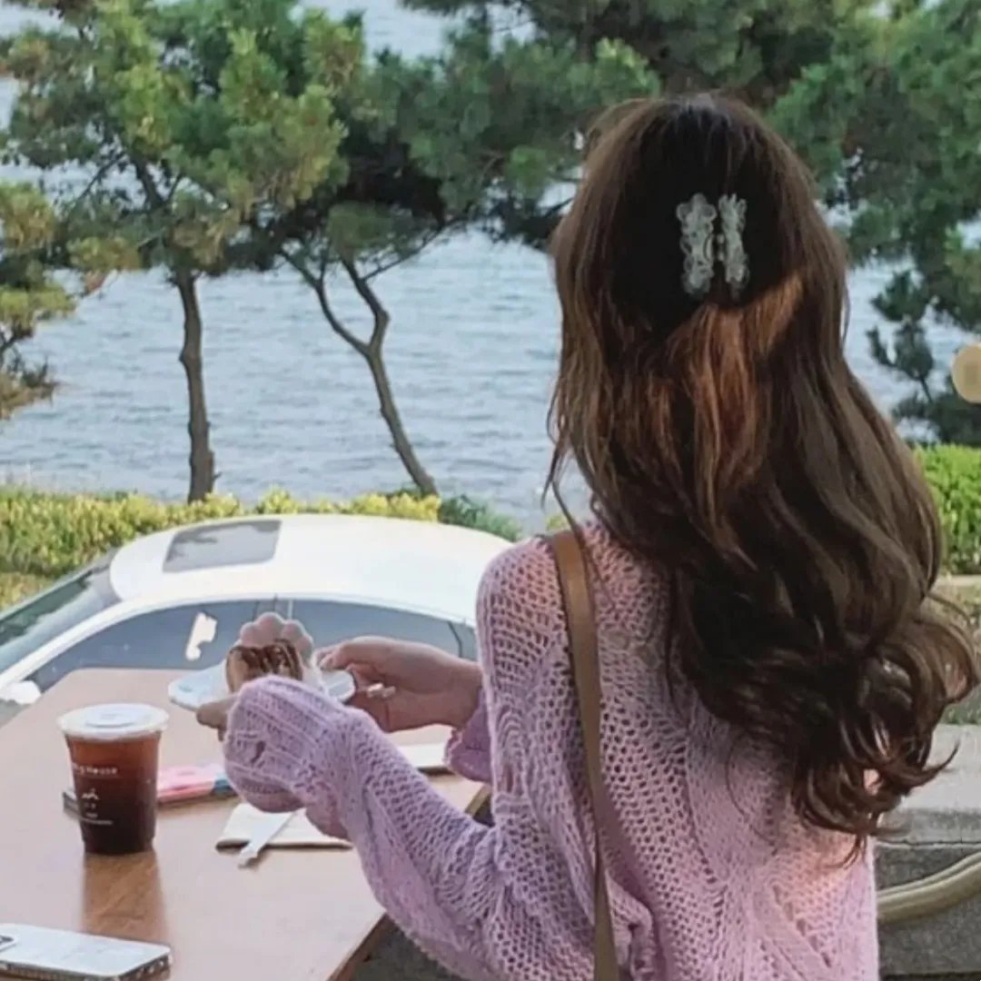 动态漫画·开局强吻裂口女